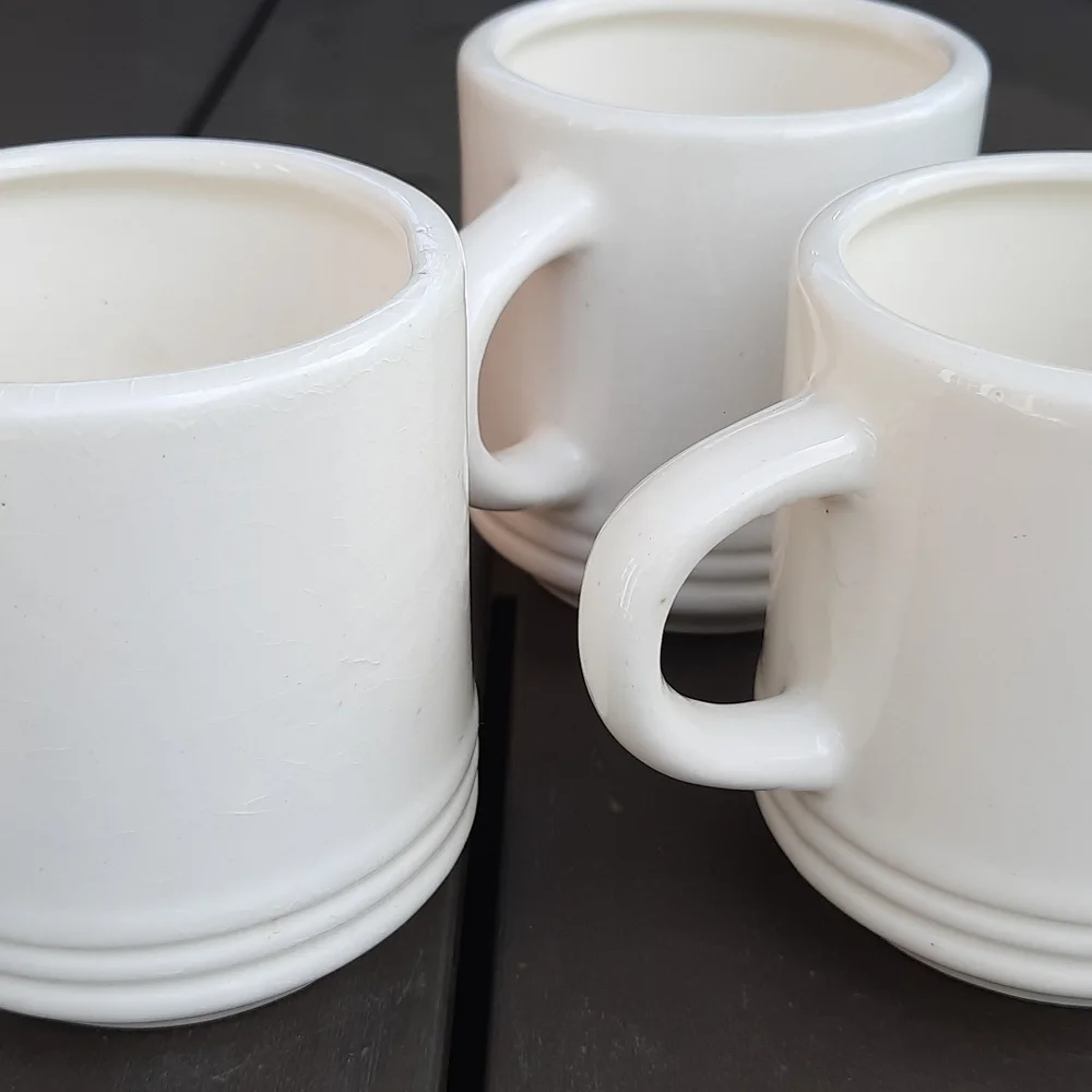 Trio of Vintage Owls in a Tree small mugs - Picture 11 of 11